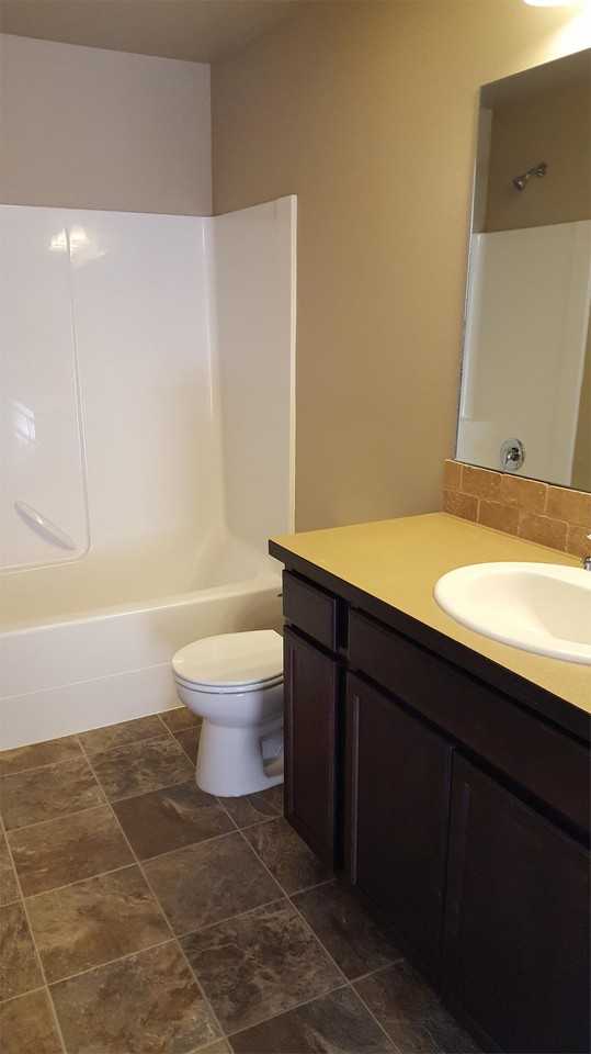 350 Water Lily - 16 #16 - Photo 4 of 24