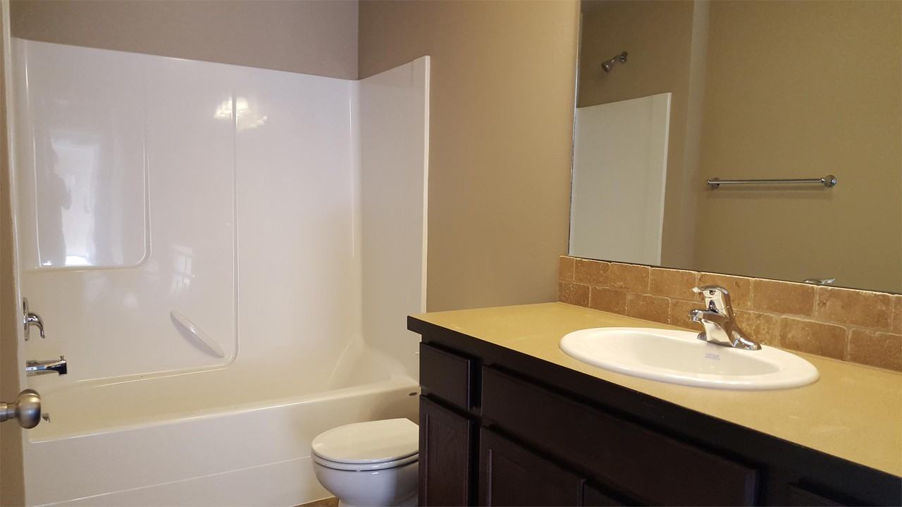 350 Water Lily - 16 #16 - Photo 5 of 24