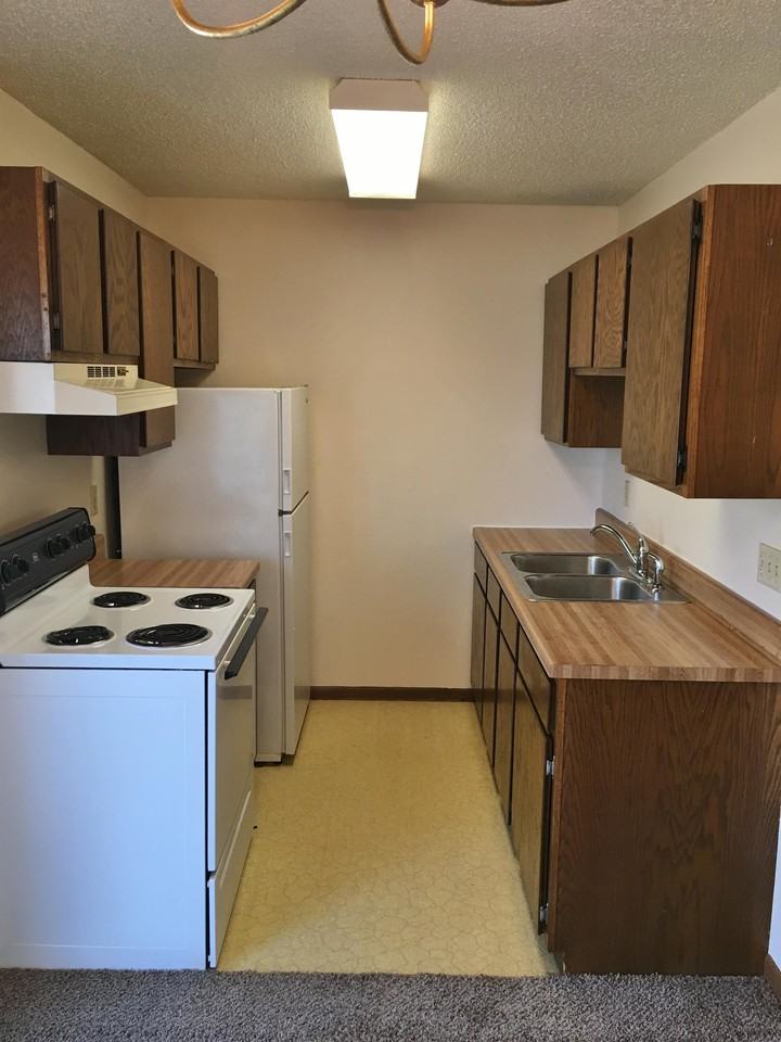 1306 Cherry Pl #A - Photo 2 of 7