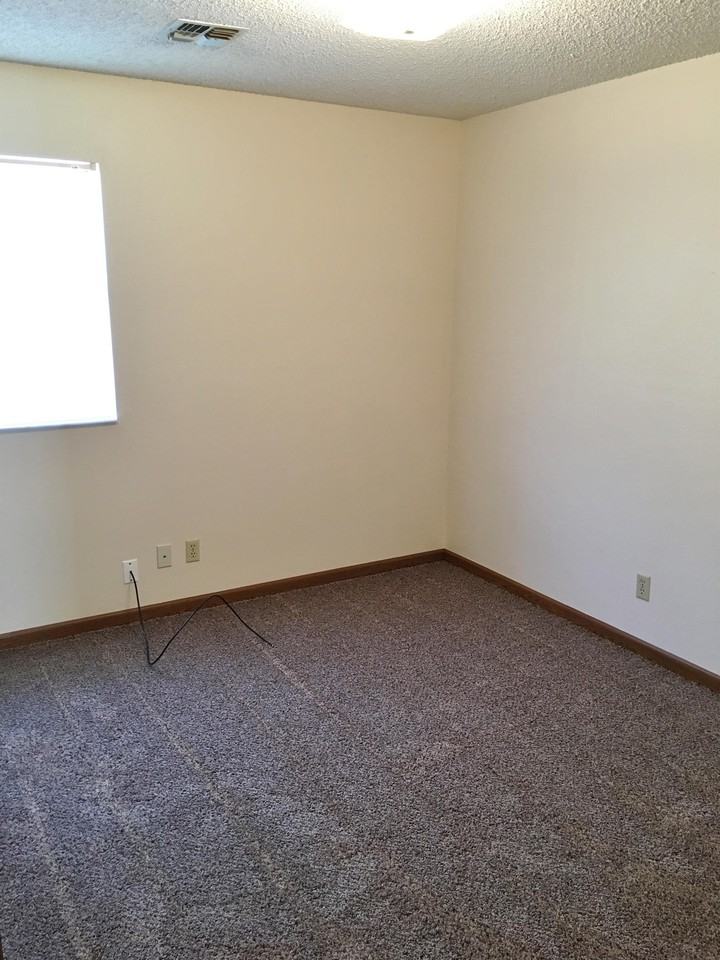 1306 Cherry Pl #A - Photo 5 of 7
