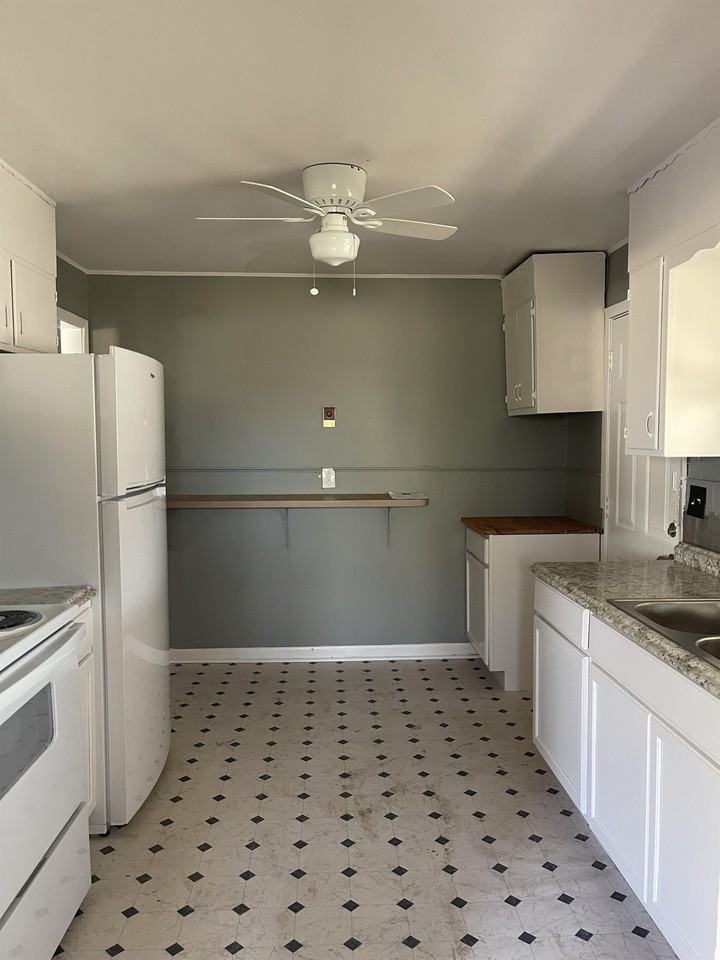 1204 Hendricks St #1 - Photo 4 of 19