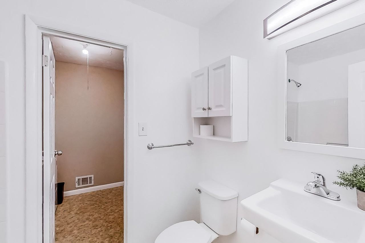 Jordan Dr - Photo 4 of 11