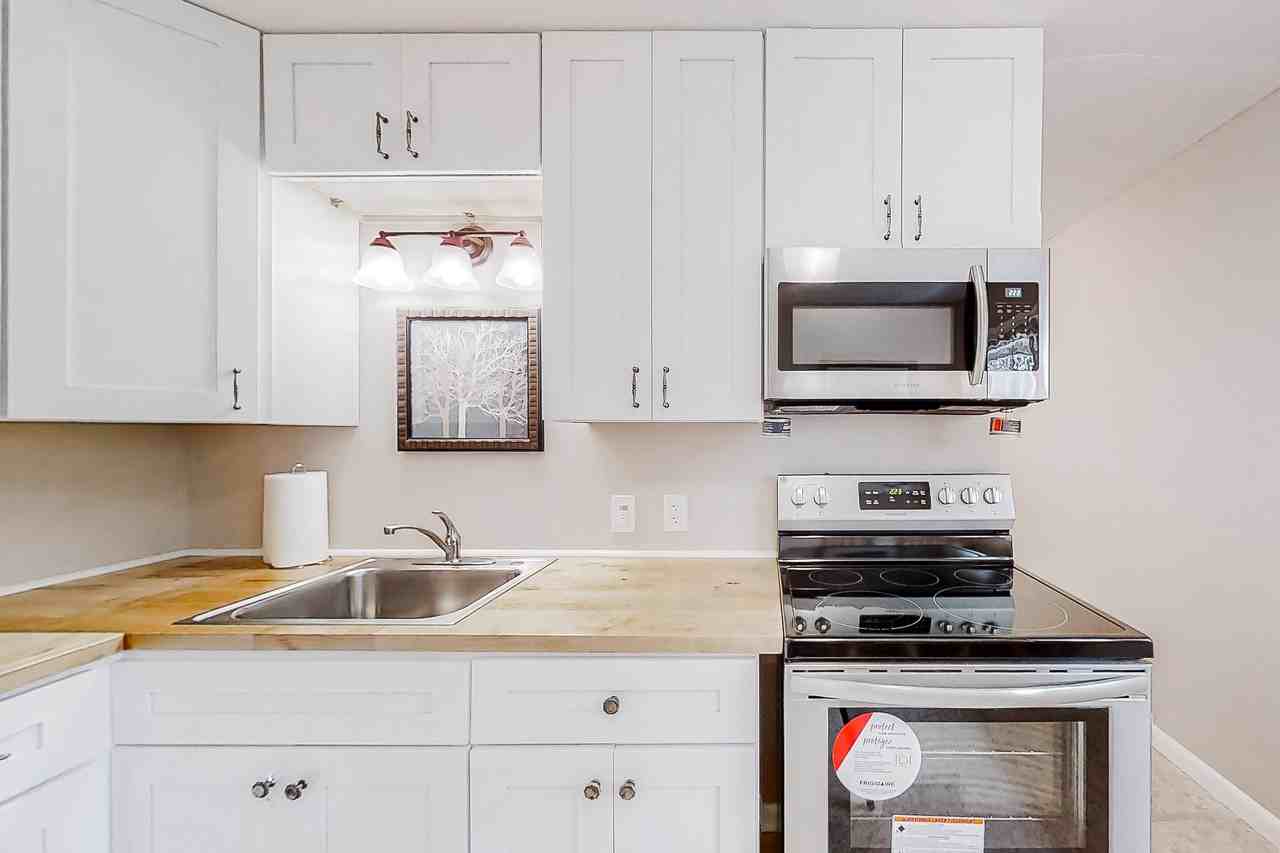 Jordan Dr - Photo 3 of 11