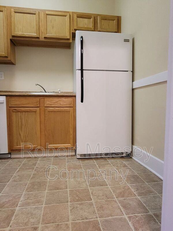103 S Bayly Ave #2 - Photo 7 of 8