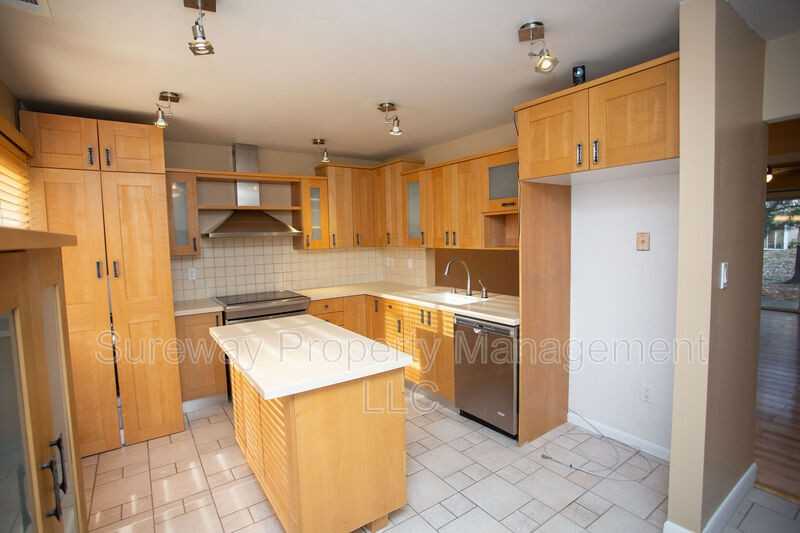 1145 Golden Pond Ct - Photo 2 of 26