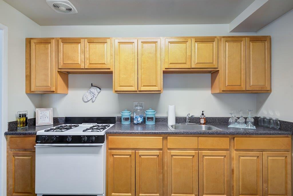 The Village of Chartleytowne Apartments and Townhomes - Photo 3 of 25