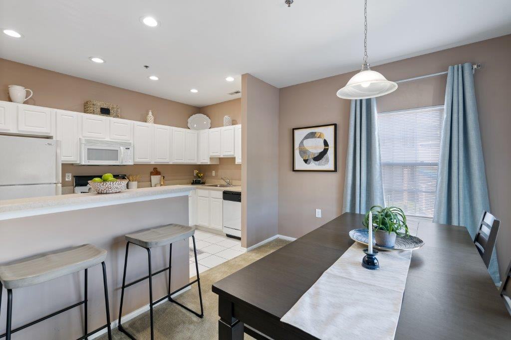 Woodview at Marlton Apartment Homes - Photo 4 of 29