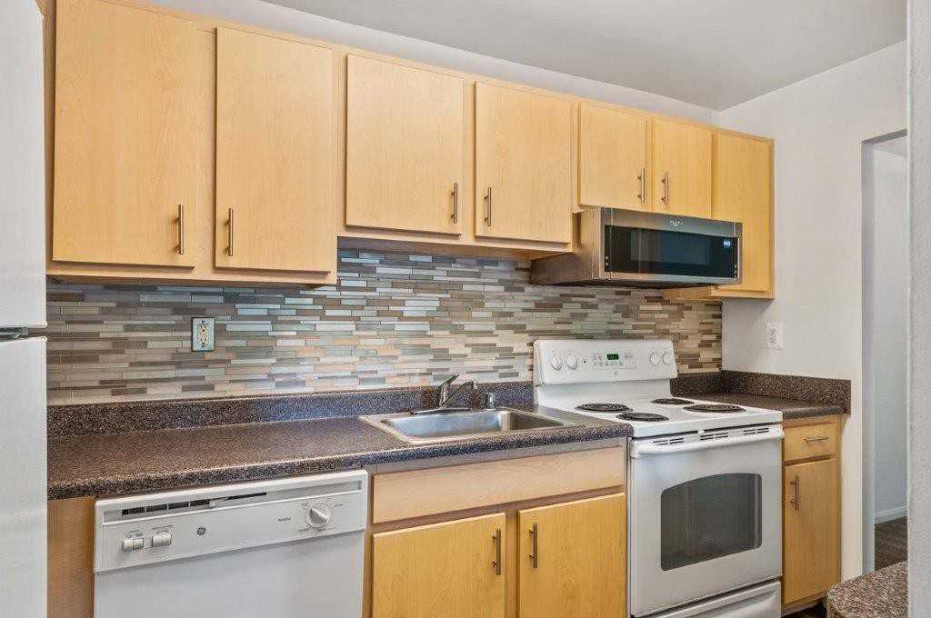 Waterview Apartment Homes - Photo 5 of 28