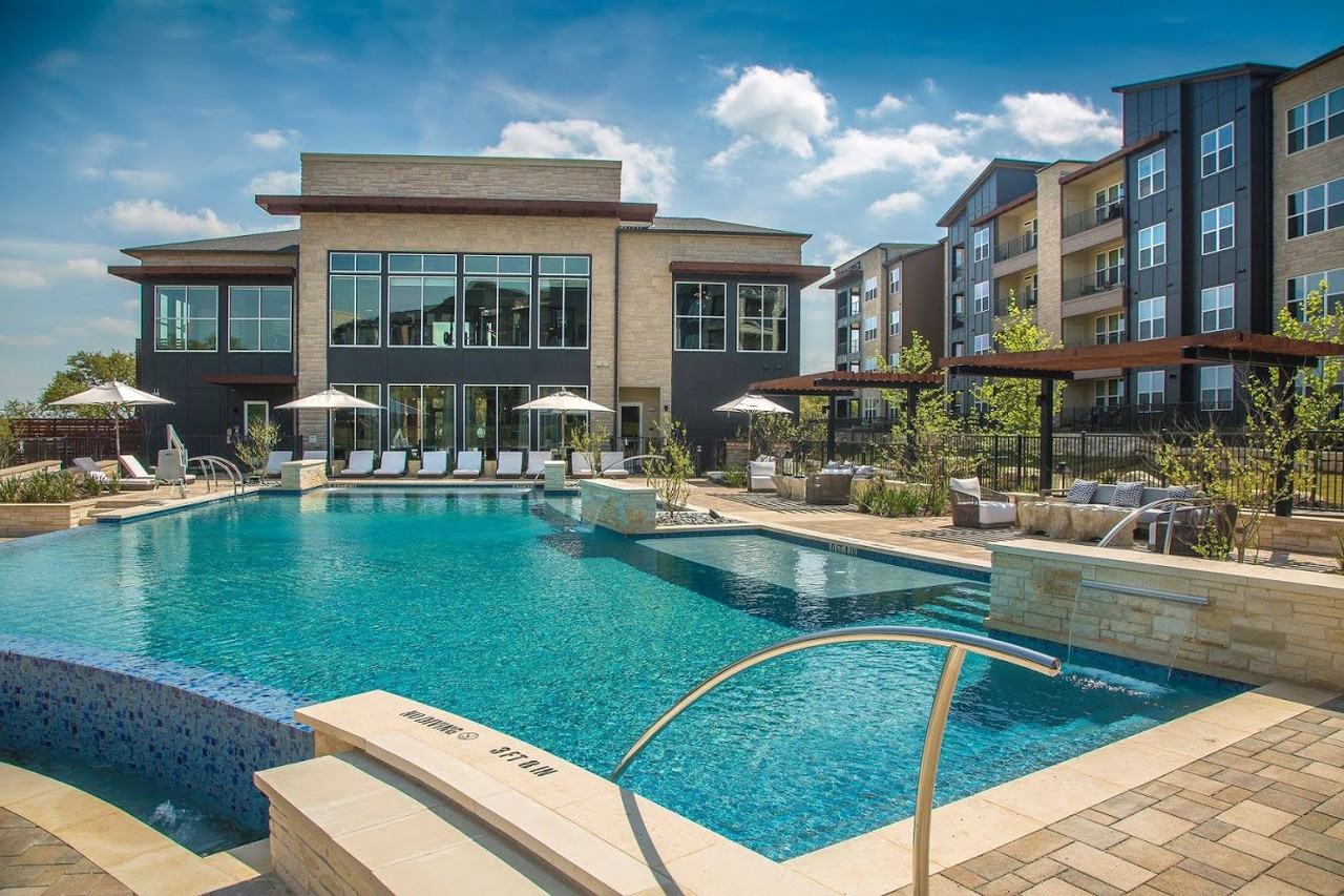 Travis at the Lake - Photo 6 of 123