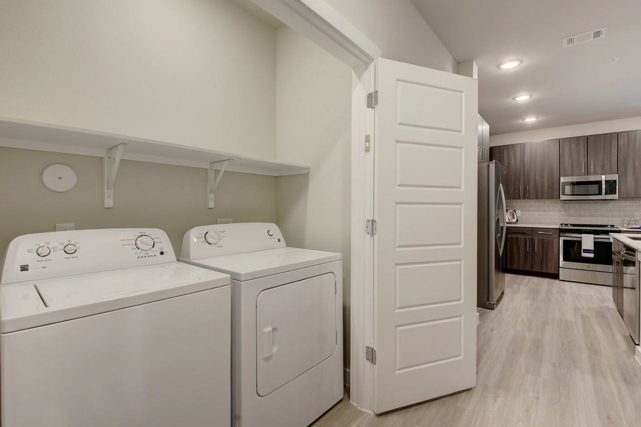 Travis at the Lake - Photo 7 of 123