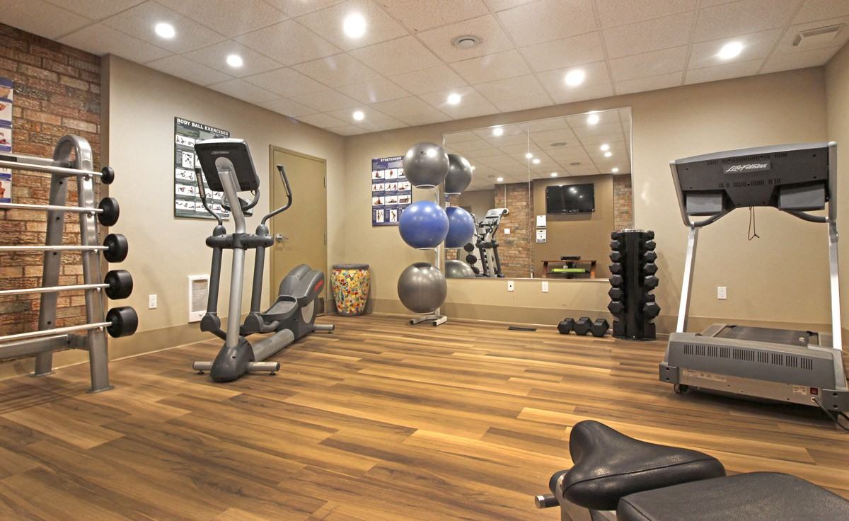 Auburn Park Apartments 961 Wonderland Rd S, London, ON N6K 2X9 Zumper