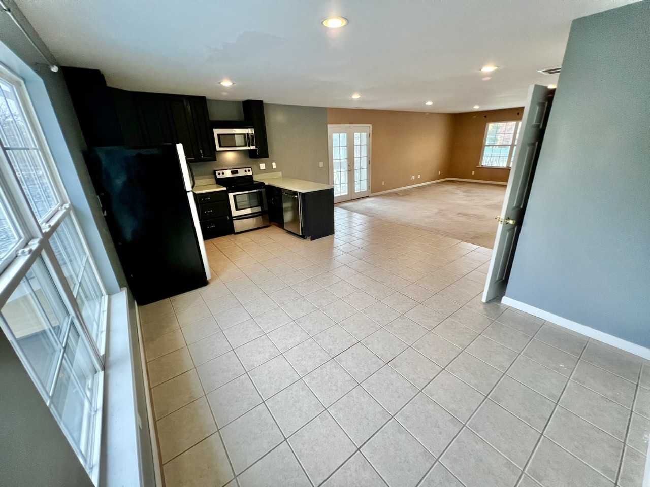 6009 Second Ave - Photo 2 of 19