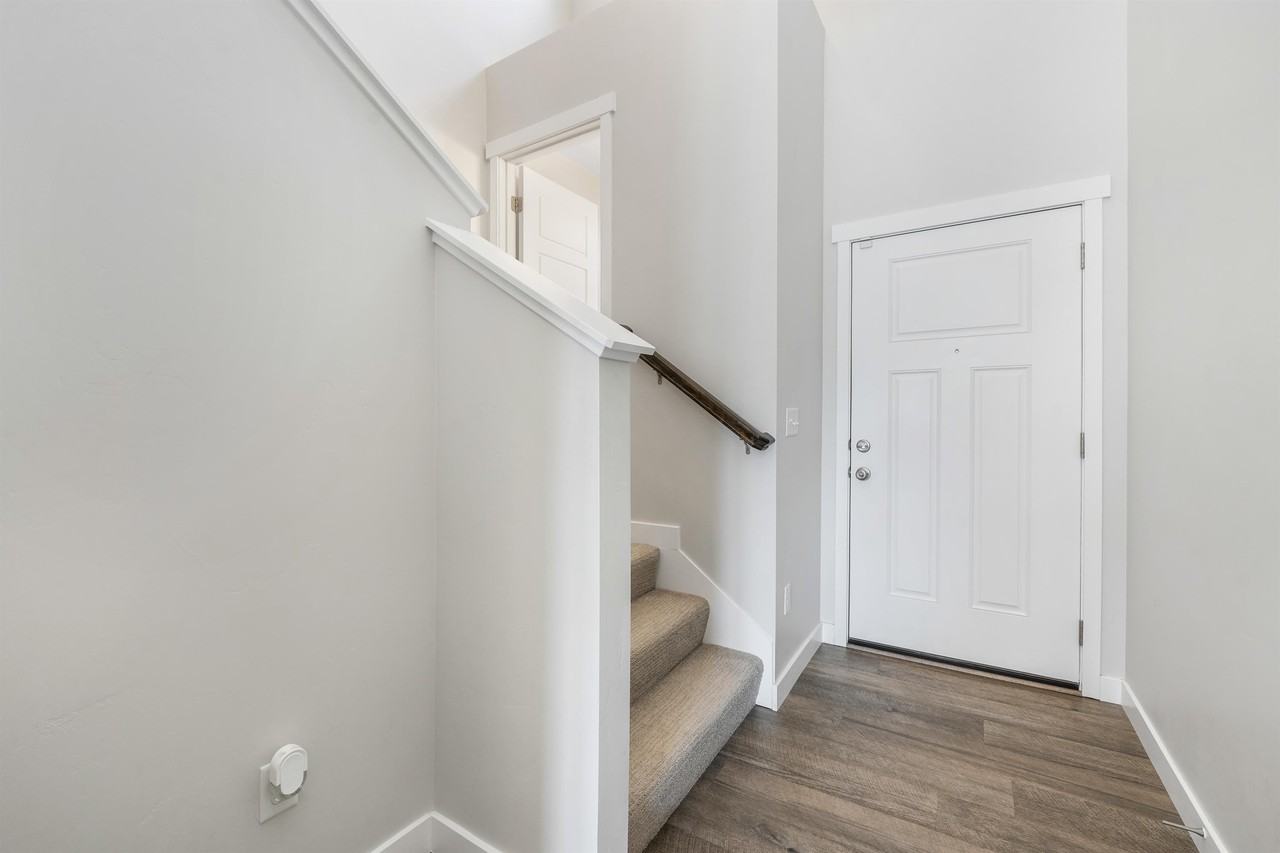 5193 W Copeland Dr #1 - Photo 3 of 17