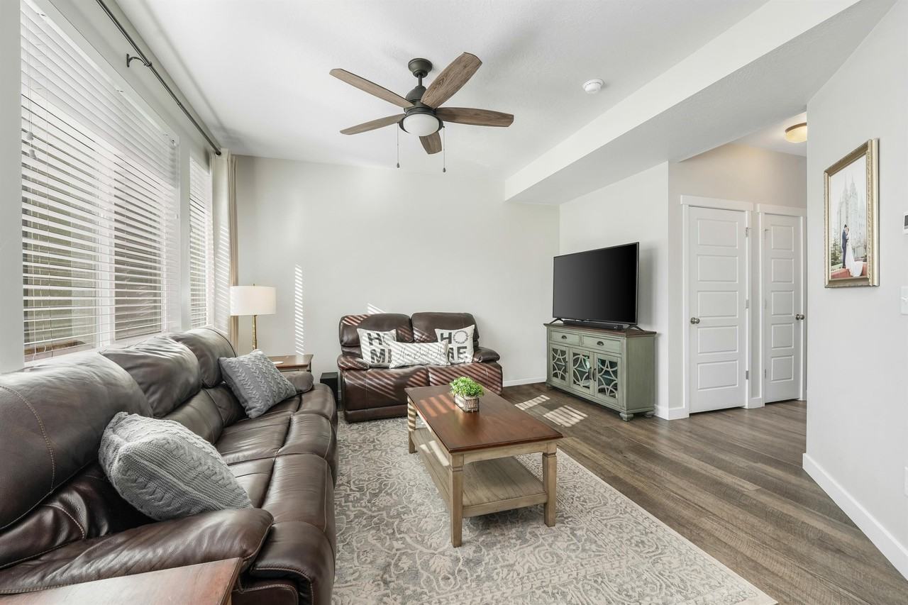 5193 W Copeland Dr #1 - Photo 5 of 17
