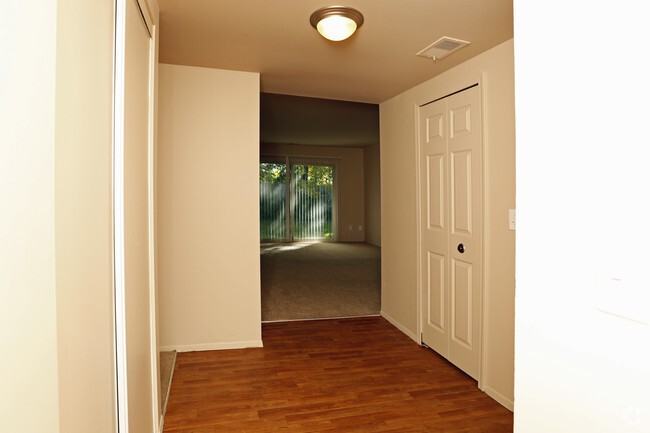 29146 Tiffany Dr E #29146E10 - Photo 6 of 11