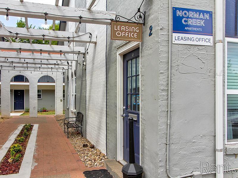 300 Hal Muldrow Dr - Photo 2 of 20