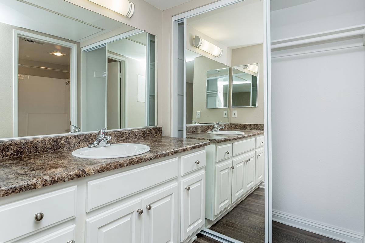 114 Aliento - Photo 5 of 11