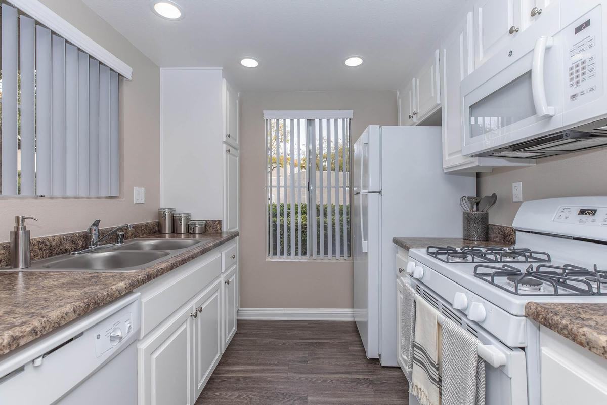 114 Aliento - Photo 2 of 11