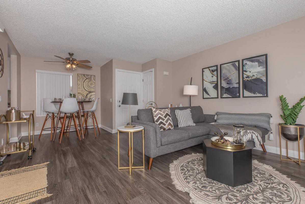 114 Aliento - Photo 3 of 11