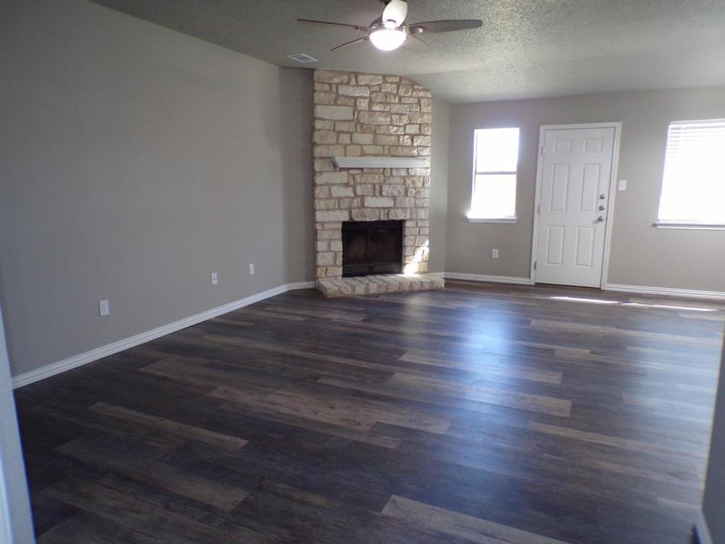 5006 Parkwood Dr - Photo 3 of 35