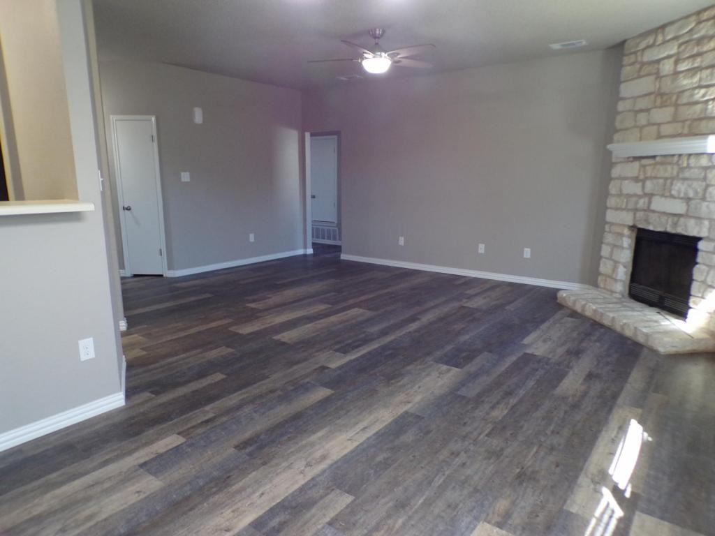 5006 Parkwood Dr - Photo 6 of 35