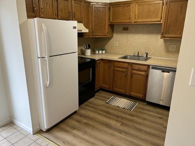 245 Paisley Rd Apt C4 - Photo 4 of 11