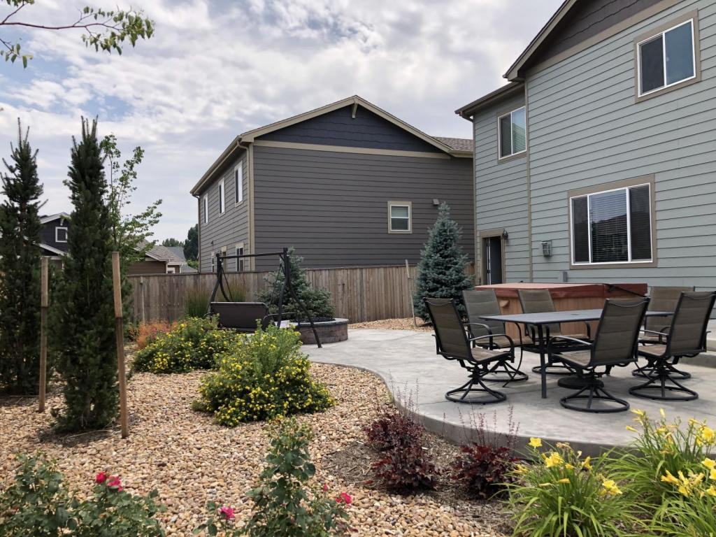 2408 Adobe Dr - Photo 4 of 46