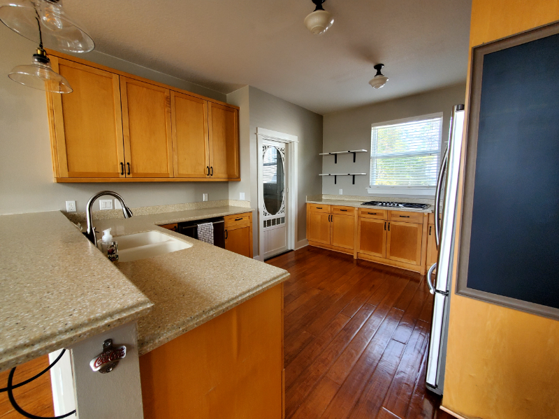 229 Tecumseh Ln - Photo 7 of 31