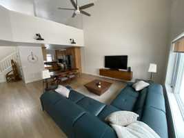 featured image of 2048 Marina Ct