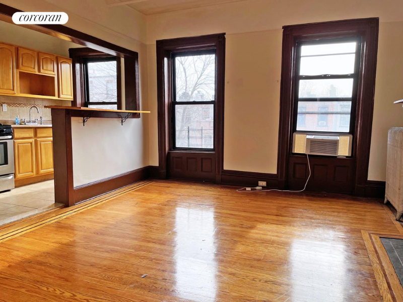 218 Jefferson Ave #2 - Photo 3 of 12