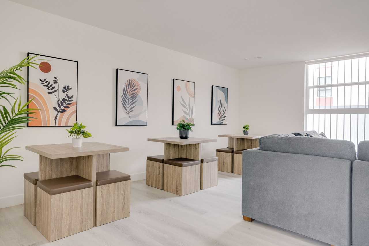 Polaris - Photo 3 of 50