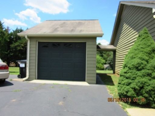 238 Buck Dr - Photo 2 of 21