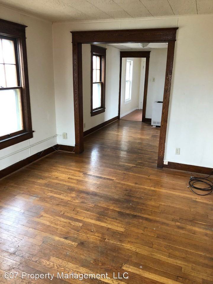 1706.5 Tracy Street - Photo 3 of 6