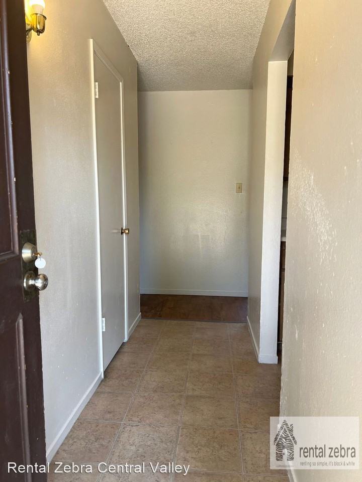 3290 Cheyenne Dr - Photo 3 of 27