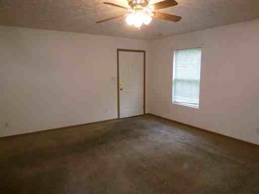 2044 N 4th St - Photo 2 of 7