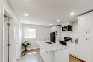 featured image of Evenview Dr