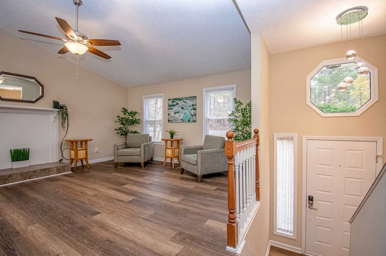 Victoria Rd - Photo 2 of 9