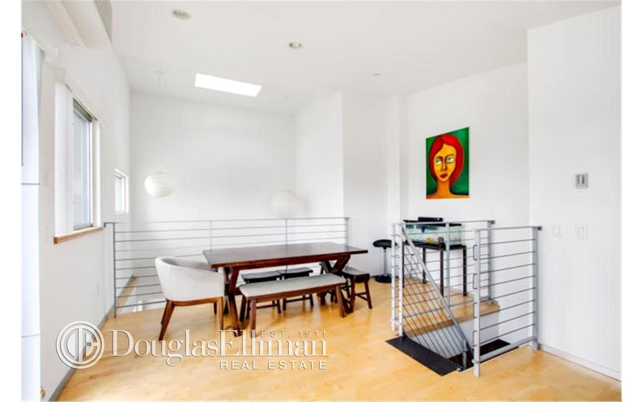 368 Manhattan Ave #4C - Photo 2 of 5