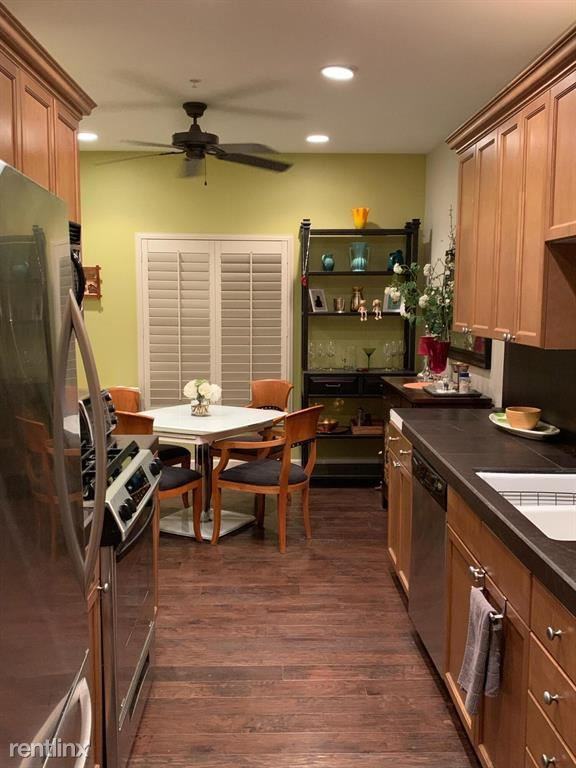 208 Villorrio Dr W - Photo 2 of 10