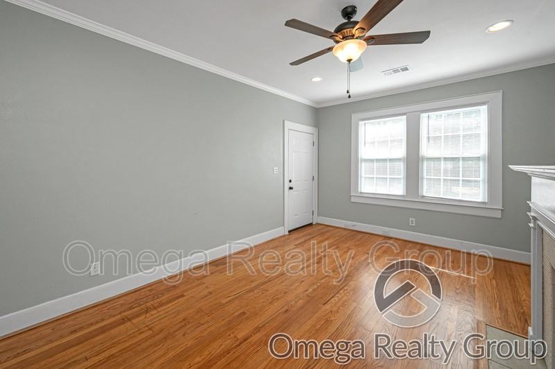 1347 Felder Ave - Photo 4 of 24