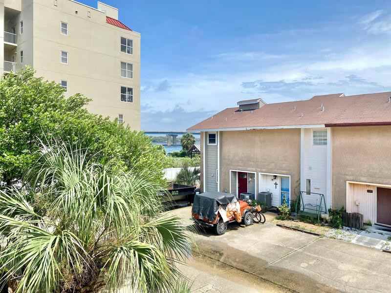 317 Bream Ave #F - Photo 2 of 11