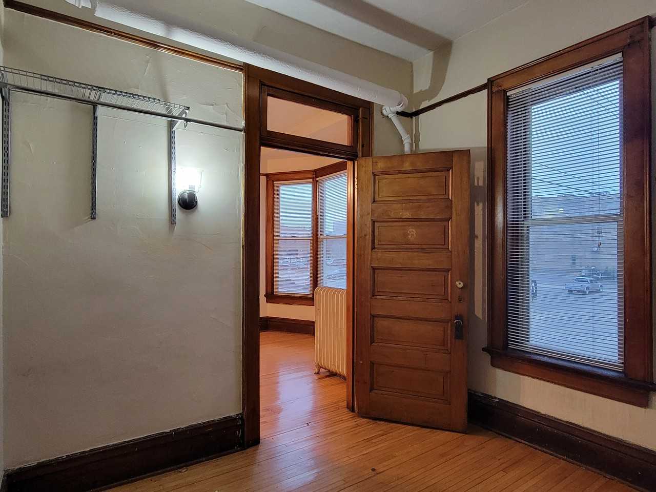 136 High Ave - Photo 3 of 13