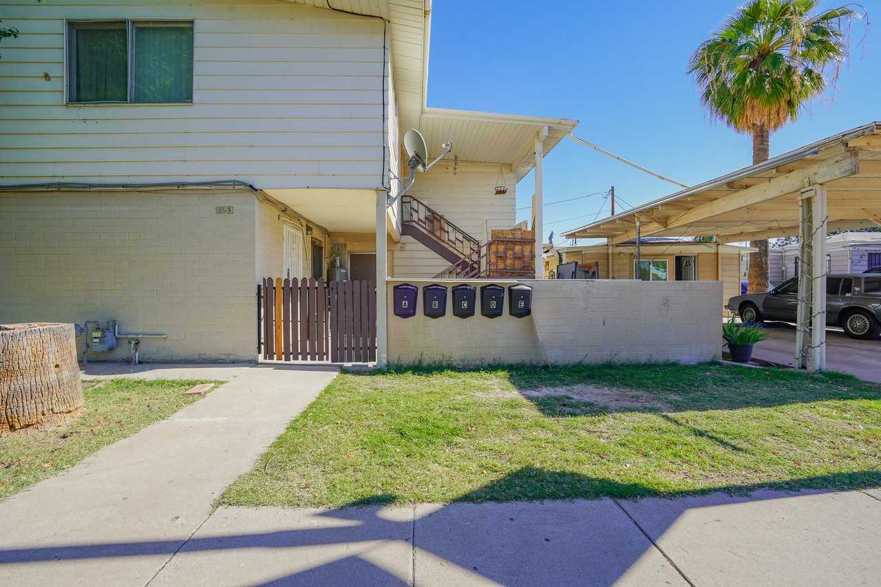 6146 W Palmaire Ave - Photo 2 of 2