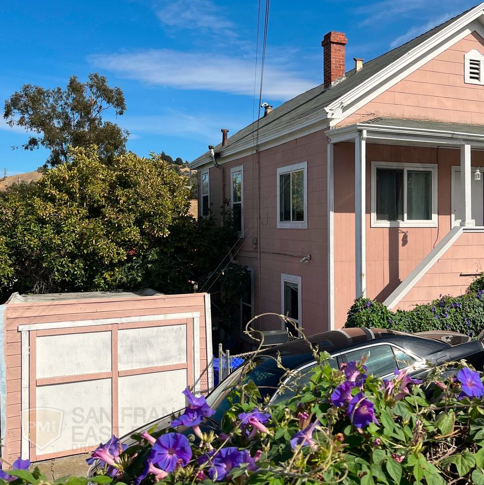 1115 2Nd Ave Units A & B - Photo 3 of 8