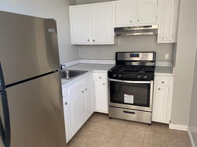 967 ASYLUM AVENUE - Photo 7 of 27