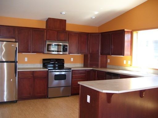 17228 81st Dr NE - Photo 2 of 9