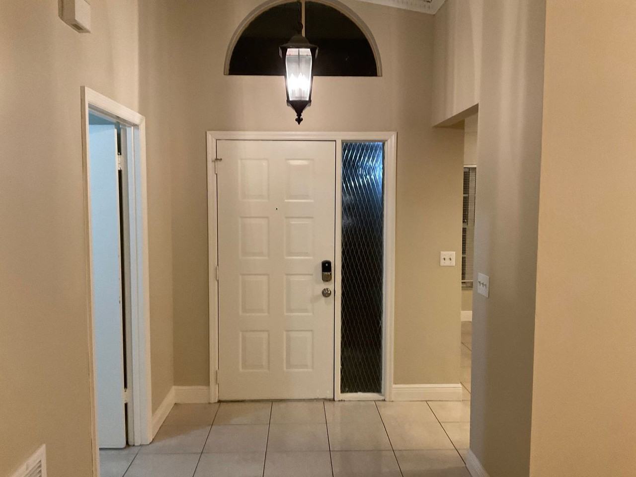 202 Bay Head Dr - Photo 3 of 10