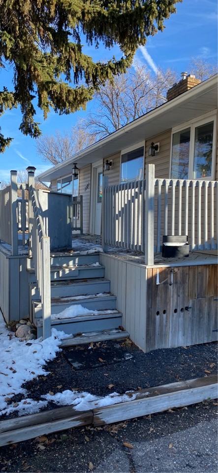 1101 Broadway Ave #1 - Photo 2 of 9