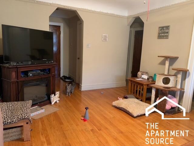 3148 Harlem Ave #3F - Photo 3 of 7