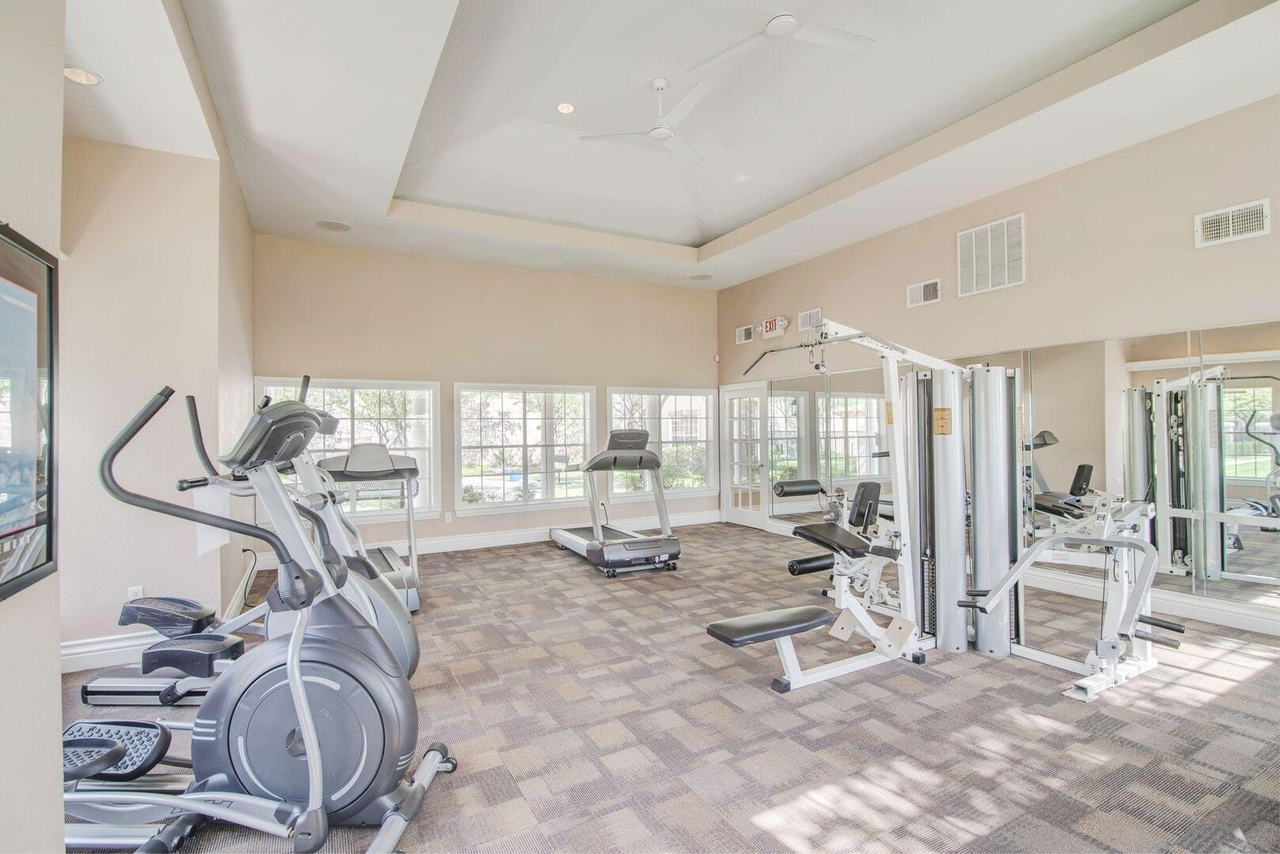 Saddle Ridge - Photo 4 of 15